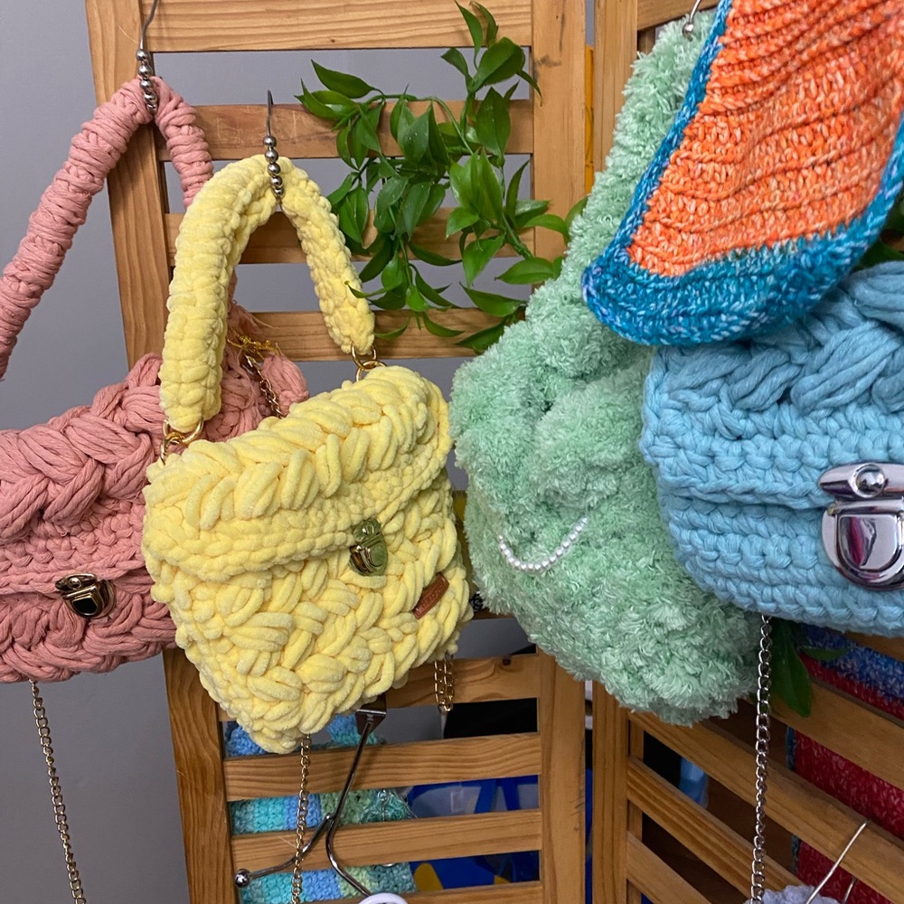 Hand crafted purses - Picture 3 of 16